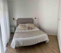 Le Parisien - Bel Appartement à 10mn de Paris - Bed and Breakfast Suresnes