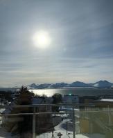 Arctic Homestay with Northern light view room - B&B Tromsø