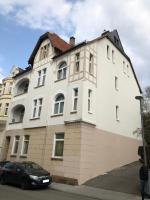 Altbauwohnung mit 2 Balkonen - B&B Wuppertal