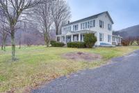 Pet-Friendly Franklinville Farmhouse with Sunroom! - B&B