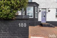 Carlton Hill House - 5 Bedroom House with Parking - Bed and Breakfast