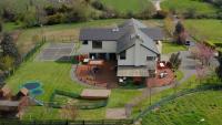 Captiva Wexford - Your Ultimate Luxury Family Villa Getaway - Chambres d'hôtes Kilmuckridge