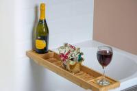 Colwyn House - Central Location - Free Parking, Pool Table, Super-Fast Wifi, Self Check-In and Smart TV with Virgin TV and Netflix by Yoko Property - B&B