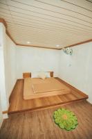 Deluxe Room (2 Adults + 1 Child)