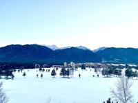 Pirin Bliss Apartment Ski, Spa and Relax at Terra Complex - Ferienwohnung Raslog