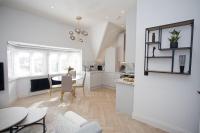 B&B Poole - Ultra Stylish Apt set in an affluent location - Bed and Breakfast Poole