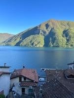 B&B Orea - Passeggiata nel borgo vista lago - Bed and Breakfast Orea