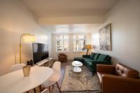 Uptown Charlotte Style - B&B Charlotte