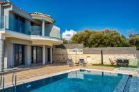 Violet Beach Front Private Villa - Chambres d’hôtes Laganás