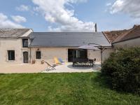 Gîte spacieux et rénové avec jardin, proche châteaux de la Loire, pour 10 pers. - FR-1-590-361 - B&B