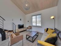 Maison rénovée avec piscine, jardin clos et terrasse, à 5 min de la plage et des commerces - FR-1-706-5 - B&B