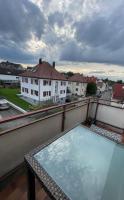 Sky Studio Apartment 1,5 Zimmer für 4 Leute Zentral 35qm S-Bahn Mercedes Benz - Chambres d'hôtes Magstadt