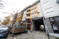 Lux Place Apartments Downtown - Bed and Breakfast
