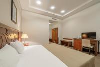 Deluxe Double or Twin Room with City View