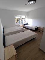 Vierbettzimmer mit eigenem Bad