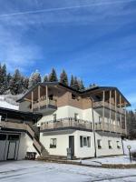 Garnì La Violetta - Bed and Breakfast Soraga