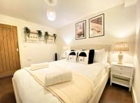 Manchester Apartments by BEVOLVE - City Centre - Bed and Breakfast Manchester
