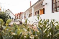 VB36 Vendégház - B&B Villány