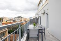 One-Bedroom Apartment with Private Balcony and Lycabettus view