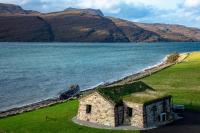 The Wreck - Lochside cottage Dog Friendly - Bed and Breakfast Ullapool