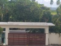 Three-Bedroom Premium Apartment with Balcony