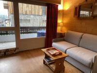 Appartement skis aux pieds 4 pers avec terrasse ensoleillée - L'Alpe d'Huez - FR-1-405-348 - Chambres d'hôtes L'Huez
