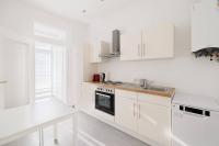 Modern Central City Apartment - Netflix 2 Bedroom - Ferienwohnung Wien