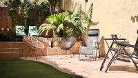 B&B Barcelona - apartment next to park guell - Bed and Breakfast Barcelona