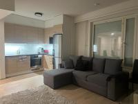 Modern city apartment with Sauna nearby the Airport - Chambres d'hôtes Vantaa