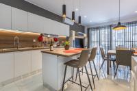 Urban Downtown Den in St Julians - Ferienwohnung St. Julian's