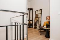 S331 - Luxurious two bedroom duplex apartment in cologne - B&B