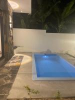 B&B Triolet - Heaven Corner Villa with private Swimming pool - Bed and Breakfast Triolet