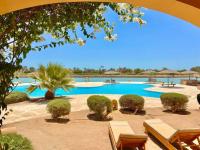 Magical 2BR Ground/Free Pool & Lagoon Access @ElGouna - B&B