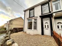 B&B Ystradgynlais - Modern Mountain Retreat in the Brecon Beacons - Bed and Breakfast Ystradgynlais