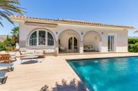 Villa con Piscina y vistas al mar - B&B Rincón de la Victoria