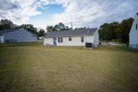 Near Historic Downtown Apex, Sleeps 8, King Bed - B&B Apex