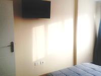 Hostal Mari en La Laguna, alquiler habitación privada en hostal, 6 habitaciones cerca de la universidad y aeropuerto Norte, 3 baños compartidos - Ferienwohnung