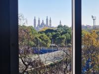 PASARELA ALMOZARA HOME & Parking gratis - Bed and Breakfast Zaragoza