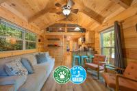 B&B Chattanooga - Ryon Tiny Home Cabin City-side Rustic Retreat - Bed and Breakfast Chattanooga