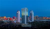 B&B Las Vegas - Palms Luxury Oasis Iconic Strip View w/balcony - Bed and Breakfast Las Vegas