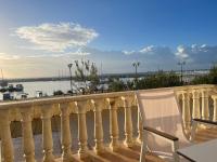 Glabur Stays! The One -1 - Elite Marina Front! - B&B Zýgi