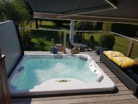 Joli Bungalow & Spa - B&B Portalban