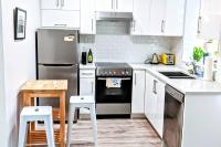 B&B Vancouver - ENTIRE Garden Apt-Private Parking+Central Location - Bed and Breakfast Vancouver