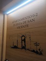 Apartamentos turisticos Avila Puerta de San Vicente 0-2 - B&B Ávila