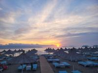 Apartment x4 Lungomare - Bed and Breakfast Vlorë
