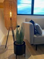 Estudio con vistas al jardín