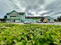 B&B Senec - HOTEL ZELENÝ DVOR - Bed and Breakfast Senec