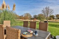 Villa Am Gutshof - Bed and Breakfast Trent