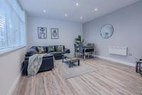 B&B Birmingham - Stunning Three Bedroom Townhouse In The Jewellery Quarter, Birmingham City Centre Sleeps 5- Free Parking - Bed and Breakfast Birmingham