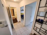 Appt 2 chambres au calme - jardin privé - Metro D, Eurexpo, Groupama Stadium - Chambres d’hôtes
